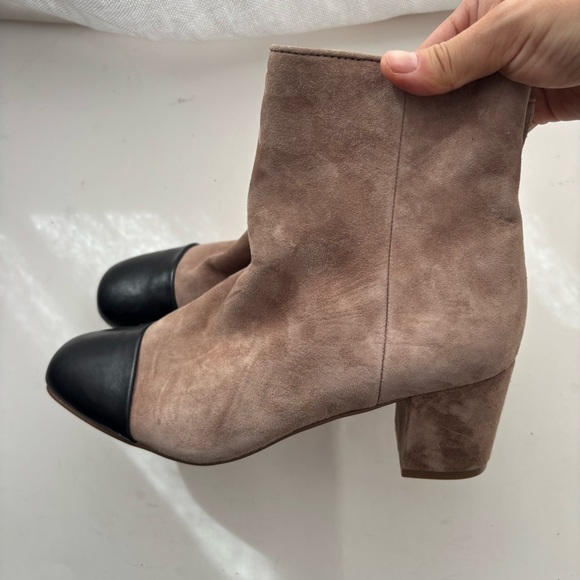 Steve Madden Eiffel Suede Cap Toe Booties Sz 7M - Picture 5 of 9